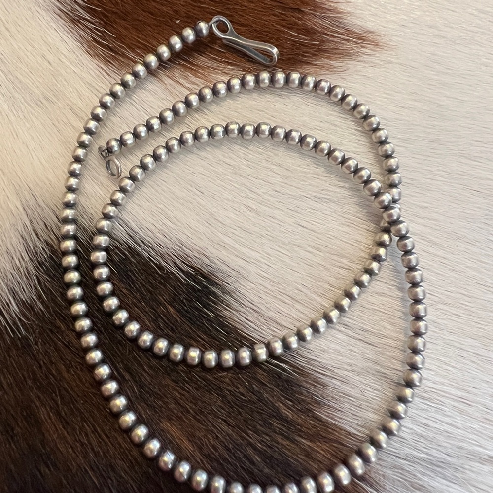 ❤️ 16” 3mm Desert Pearls Native Made Navajo Sterling USA Necklace 6.5G Unisex - Picture 3 of 9